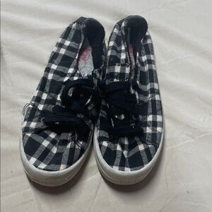 Women's Black and White Plaid Sneakers